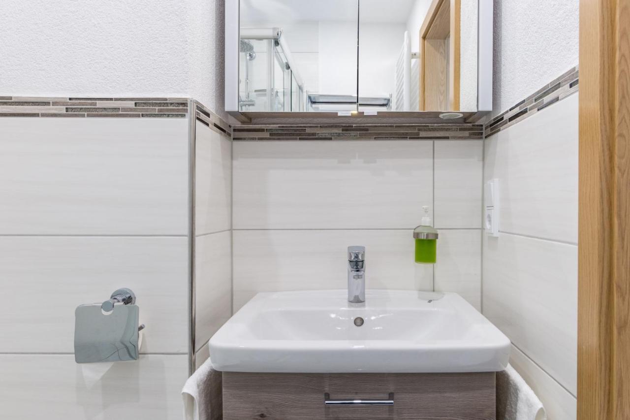 Apartment Eastside Mit 3 Zimmern Fur Bis Zu 5 Personen Mit Balkon Фридрихсхафен Экстерьер фото